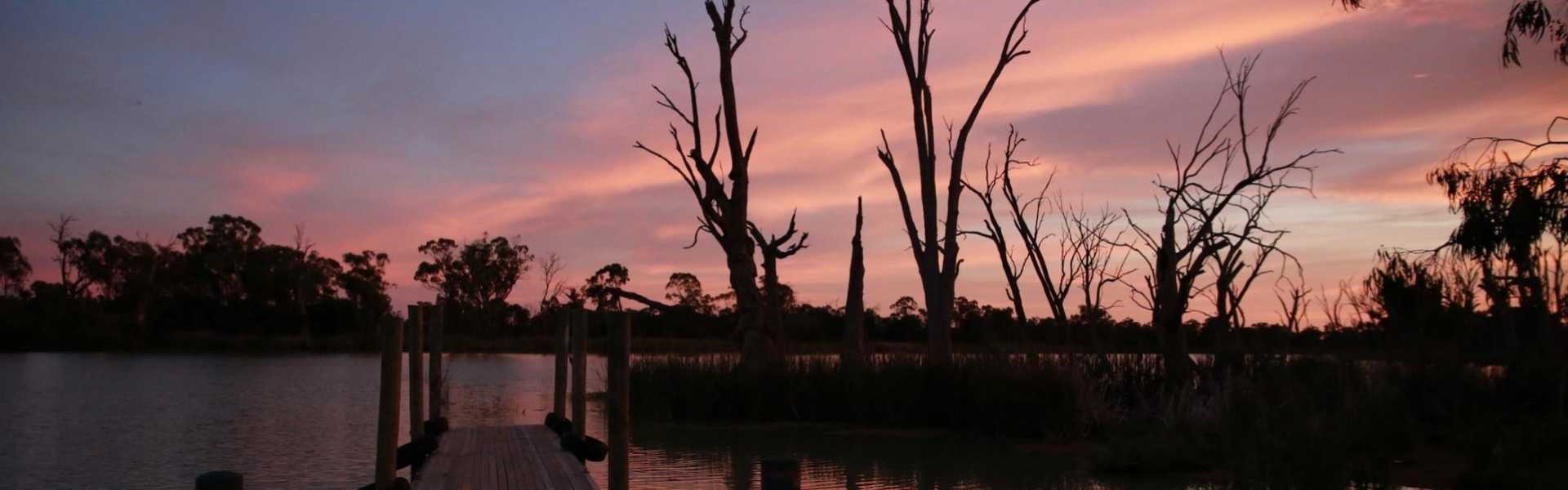 Kui Parks, Kingston on Murray Caravan Park, Sunset