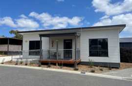 Kui Parks, Lilydale Pine Hill Caravan Park, 2 Bedroom Cabin