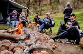 Kui Parks, Melrose Caravan & Tourist Park, Camp Fire