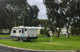 Kui Parks, Millicent Lakeside Caravan Park, Sites