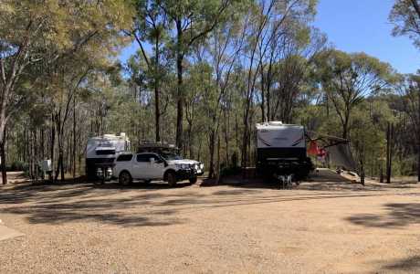 Kui Parks, Sapphire Caravan Park, Sites