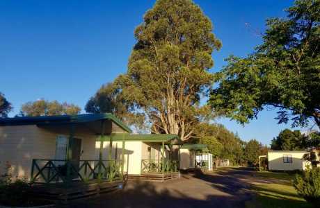 Country Road Caravan Park Cabins