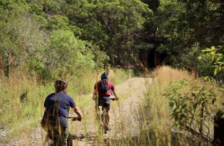 Kui Parks, Monto Caravan Park, Cycle Track & Rail Tunnels