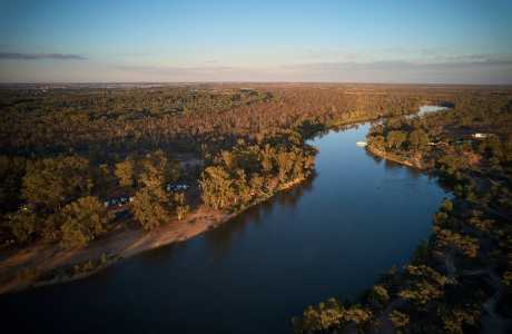 Kui Parks, Apex Riverbeach Holiday Park, River