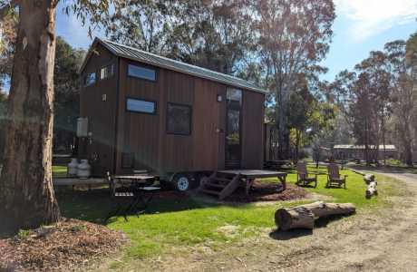 Kui Parks, Tiny Away @ Grampians Edge