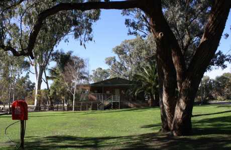 Robinvale Riverside Caravan Park 