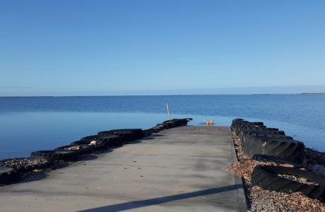 Kui Parks, Harbour View Caravan Park, Jetty