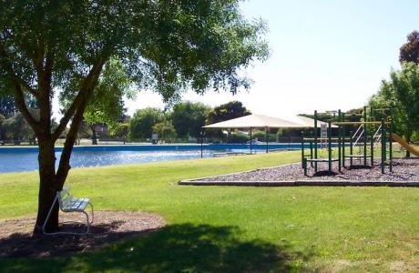 Kui Parks, Millicent Lakeside Caravan Park, Swimming Lake