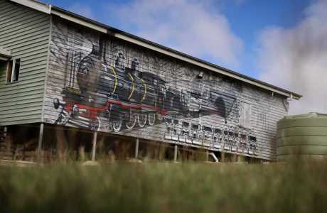 Kui Parks, Monto Caravan Park, Monto Murals